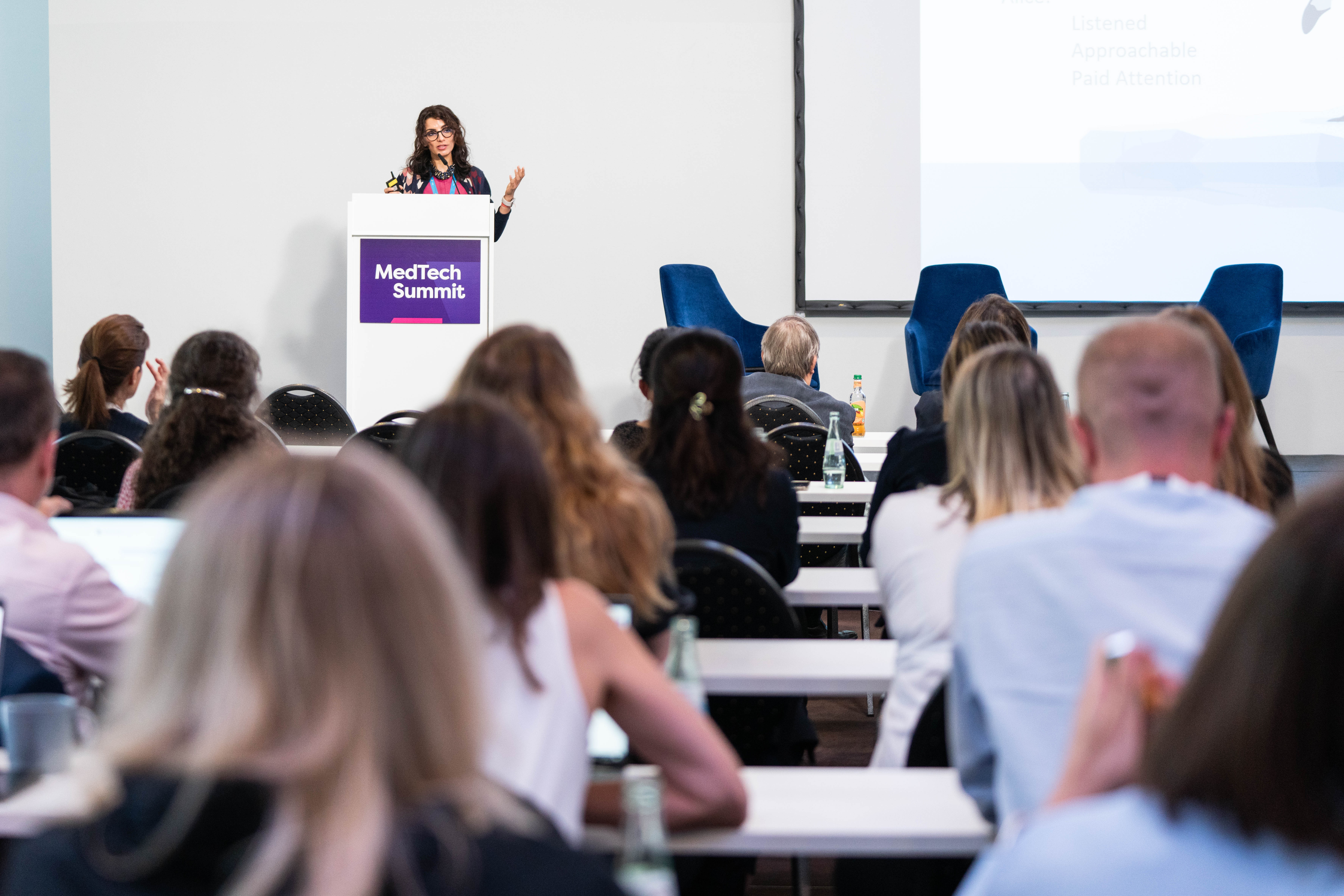 Speaker delivers an engaging session to a packed audience at MedTech Summit.