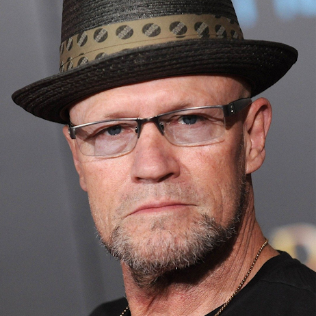 Michael Rooker at MEFCC Hall of Fame, known for Yondu in Guardians of the Galaxy.