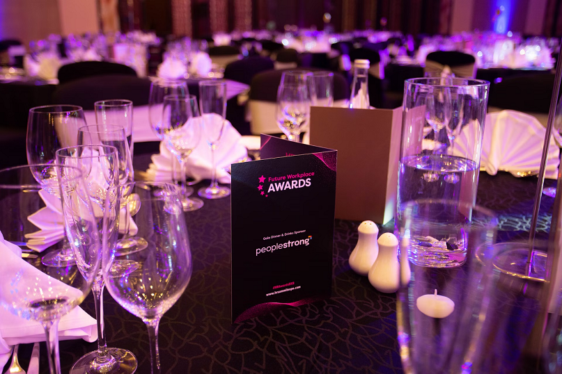 Elegant gala dinner table setting at the HRSE KSA Awards — showcasing brand visibility and sponsorship presence at Saudi Arabia’s premier HR excellence celebration.