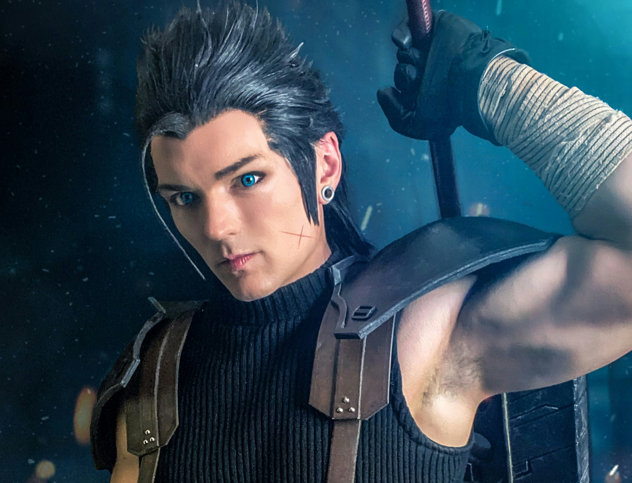 Cosplay judge Minney at Middle East Film & Comic Con (MEFCC) 2025, showcasing a fantasy warrior costume.