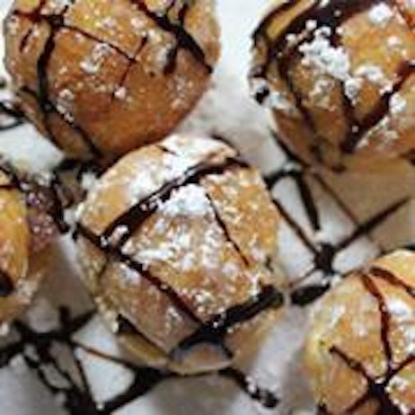 cream puffs
