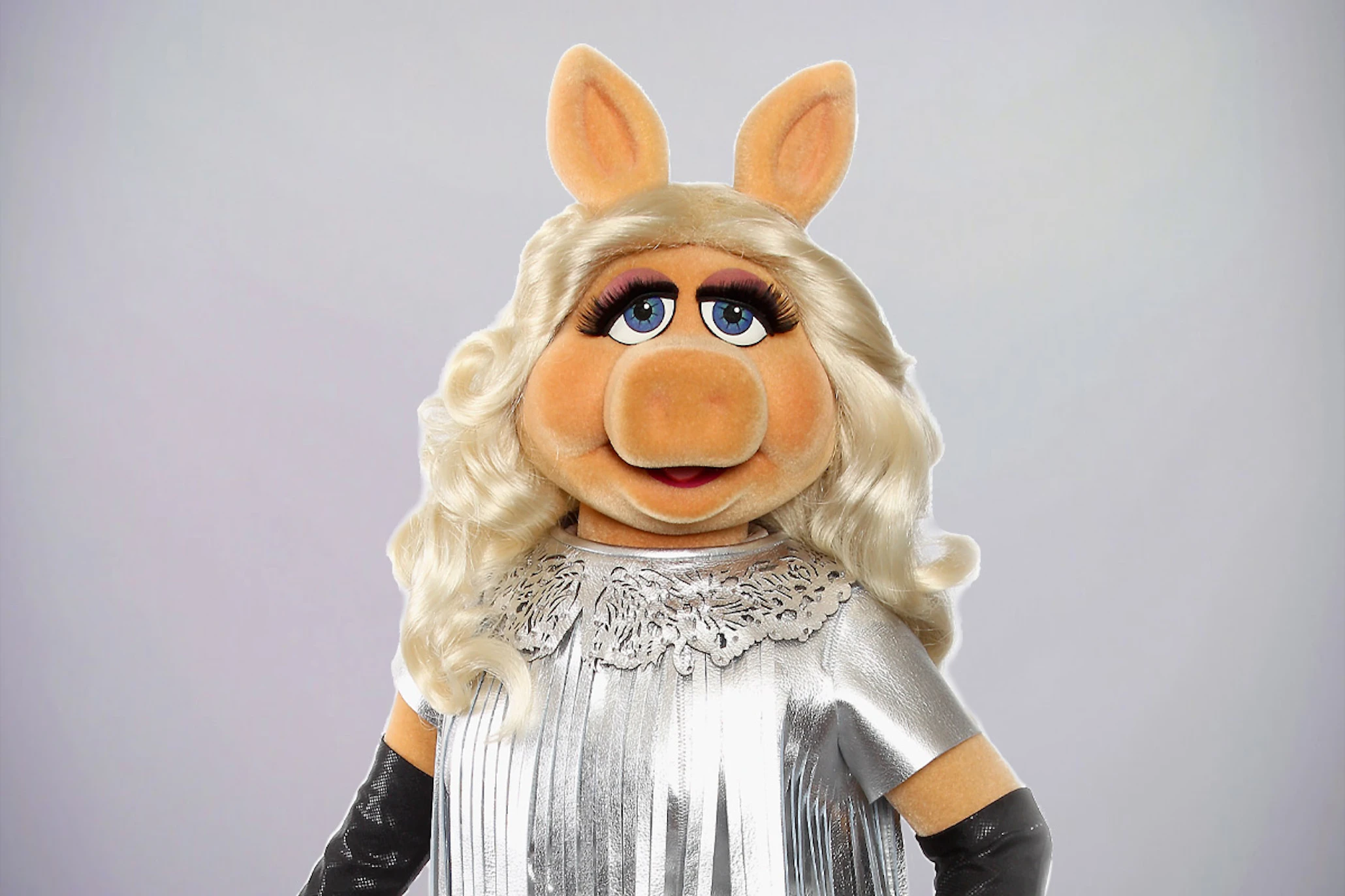 miss piggy silver dress Miss.Piggy