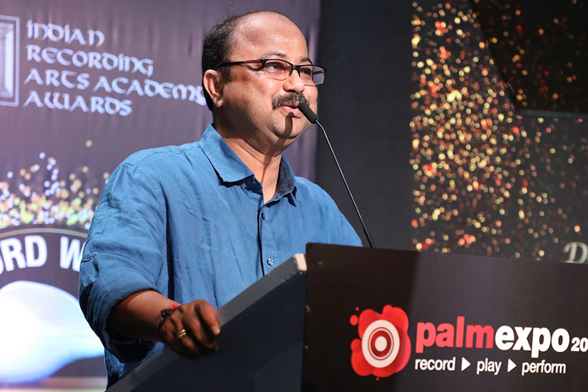 Mr. Yogesh Pradhan addressing the audience at IRAA awards ceremony