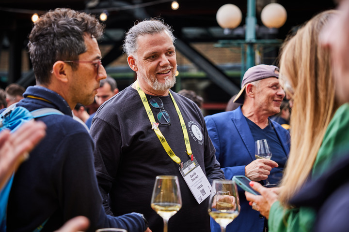 Delegates having refreshments and networking at The AI Summit London