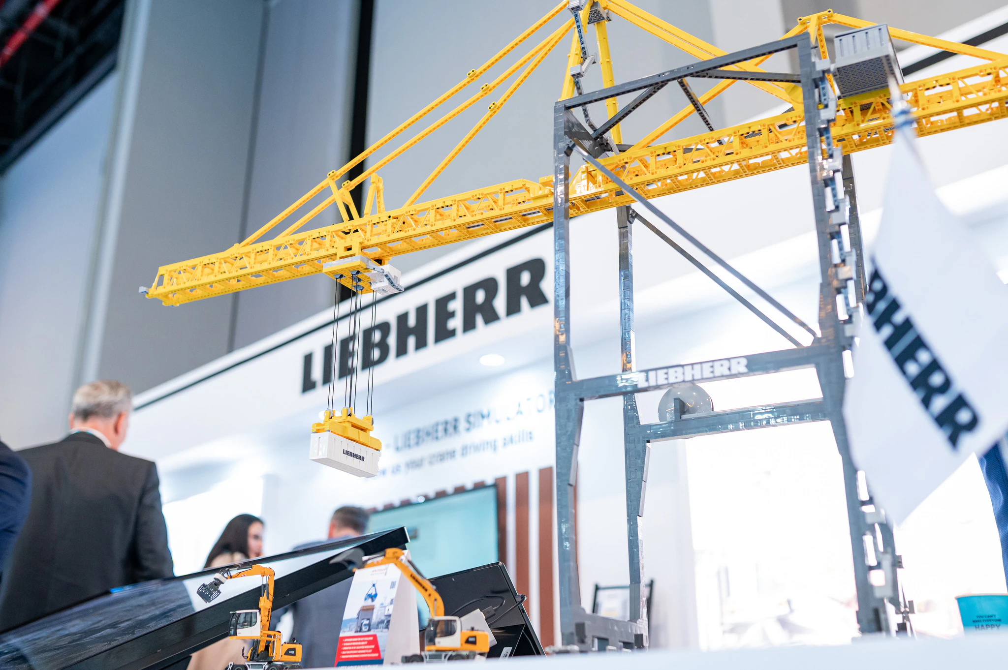 yellow crane model