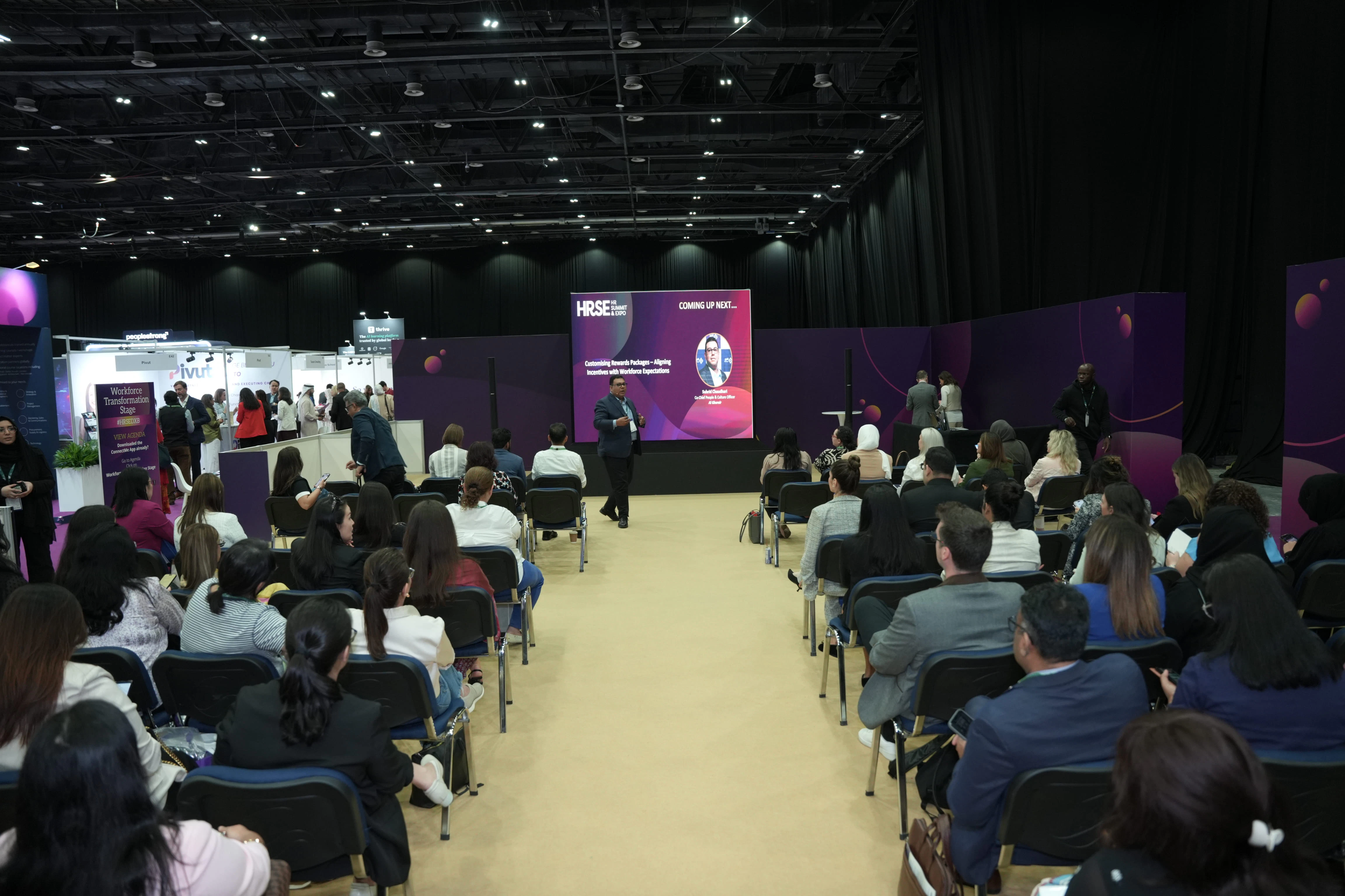 HR leaders on stage at HRSE Dubai 2025 discussing AI, leadership, nationalisation and workforce transformation in MENA