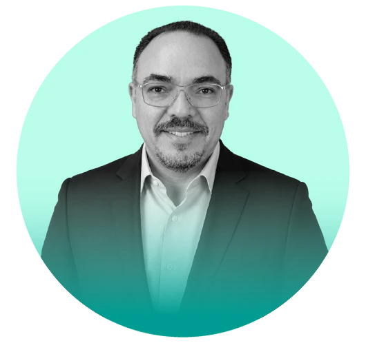 Mtro.Arturo del Toro Saab