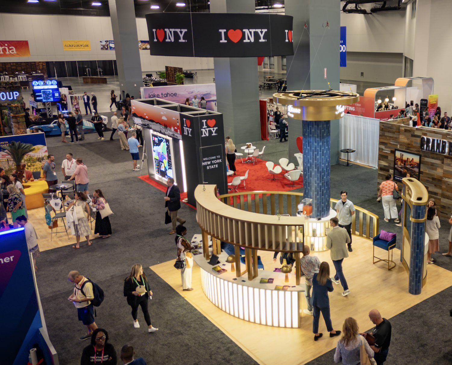 Dynamic trade show filled with networking professionals