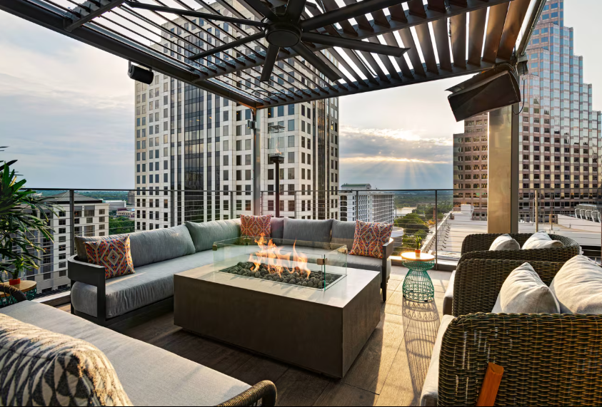 Austin Marriott Downtown rooftop