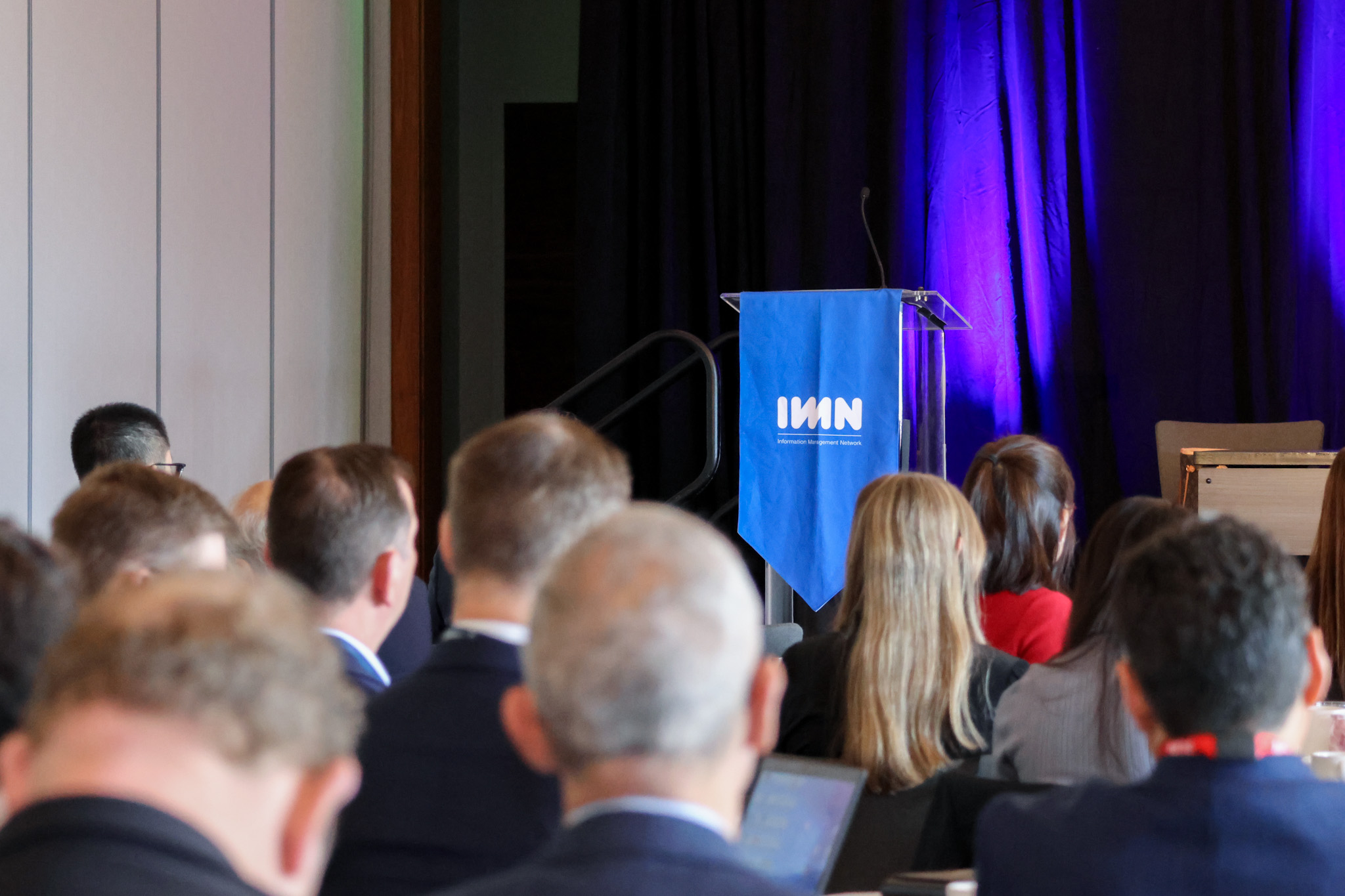 Attendees of IRE forum