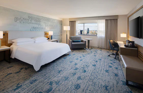 Sheraton-Downtown-Philadelphia-Hotel-Room