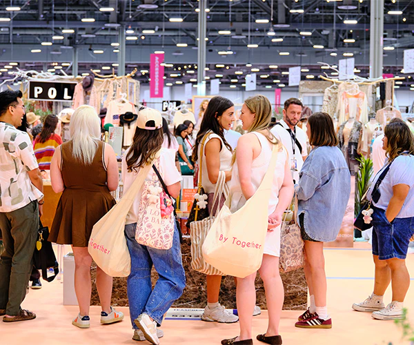 Show Floor Moment