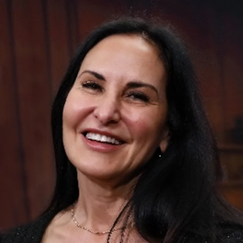 Carolyn DeLucia, MD