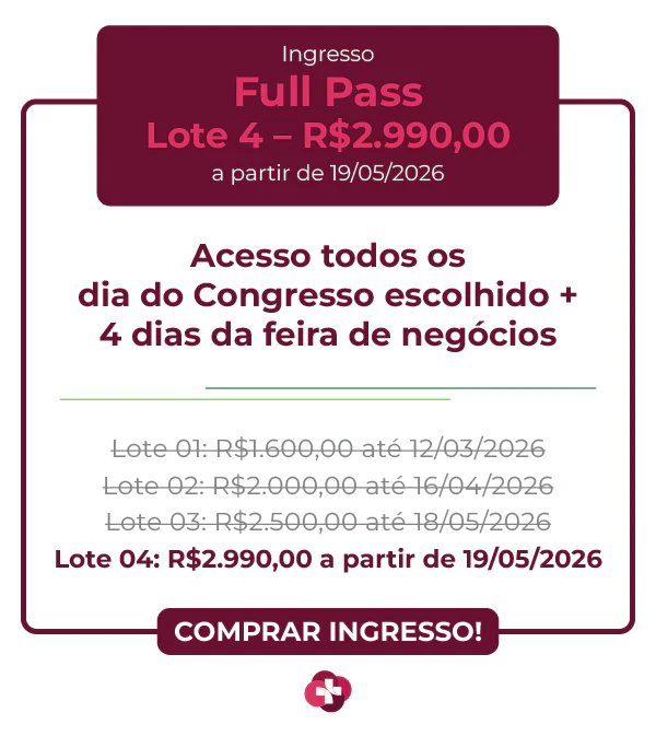 Card de ingresso 'Full Pass' para a Hospitalar 2026. O topo apresenta um bloco bordô com texto em magenta indicando Lote 1 por R$ 1.600,00 até 12/03/2026. No centro, o texto destaca: 'Acesso todos os dias do Congresso escolhido + 4 dias da feira de negócios'. Abaixo, uma tabela detalha os quatro lotes com preços progressivos de R$ 1.600,00 a R$ 2.990,00. Finaliza com um botão bordô 'COMPRAR INGRESSO!' e o ícone da cruz médica magenta na base.