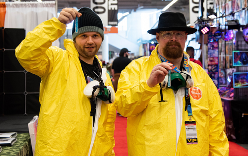 two cosplayers cosplaying as Walter White and Jesse Pinkman from Breaking Bad