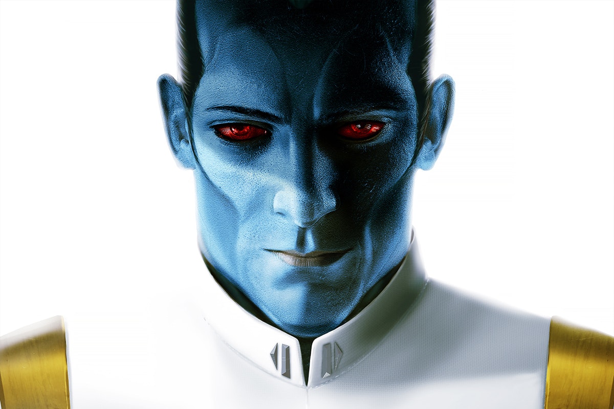 A close up of Thrawn's blue face and red eyes