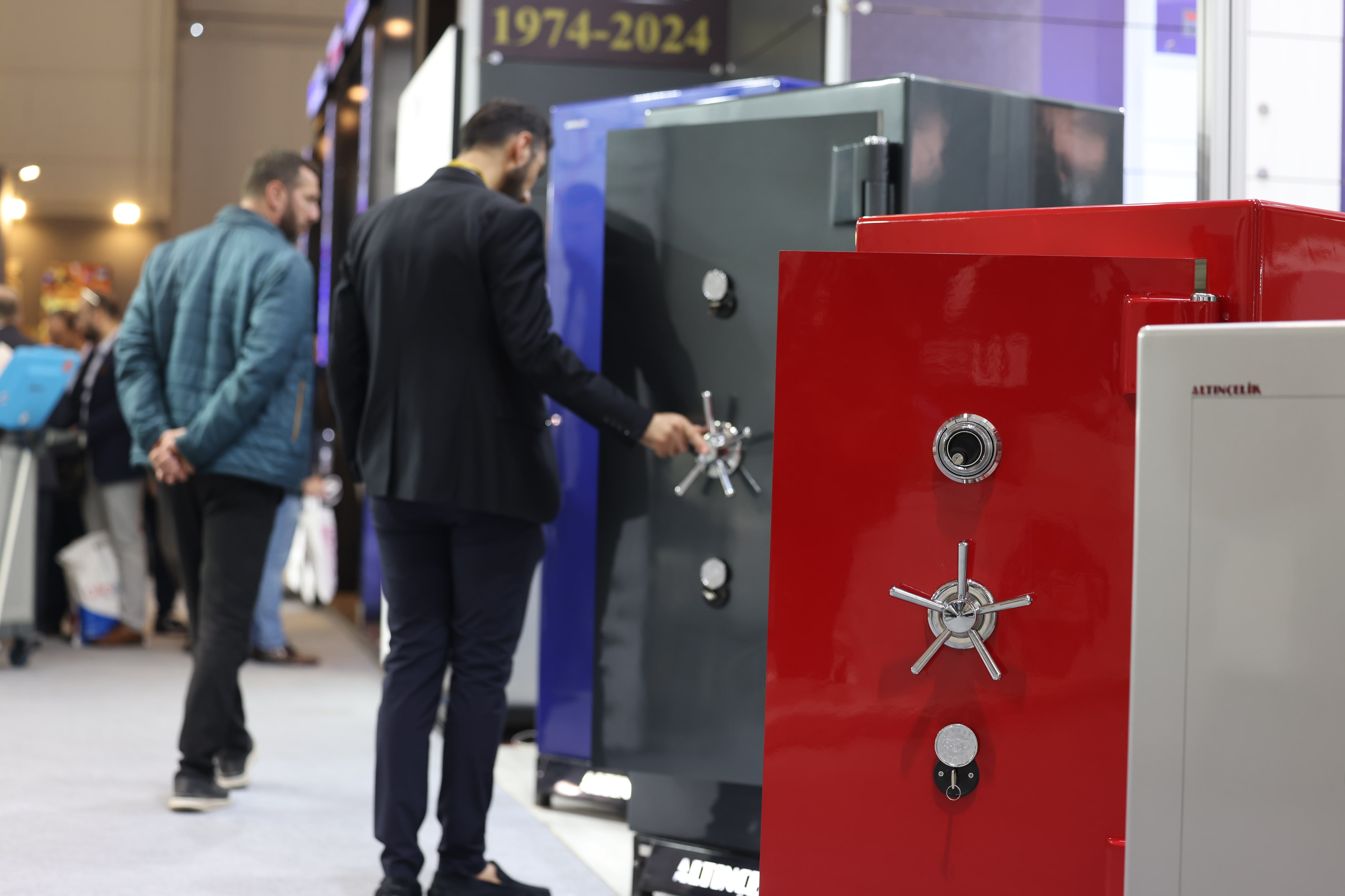 Sektörel Yayınlar ve Servisler