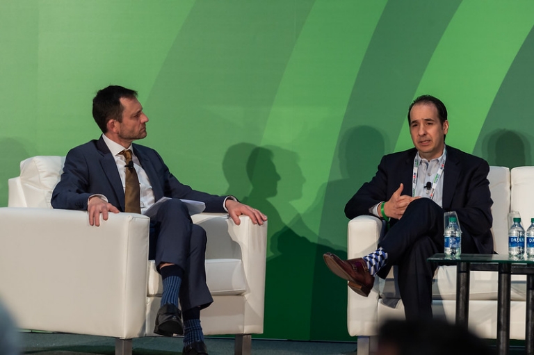 Tissue World Conference speakers talking on stage