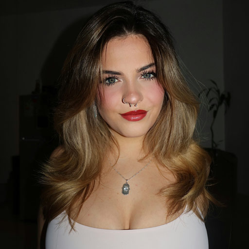 Valerie Lepelch headshot