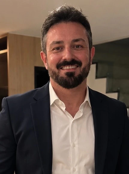 Victor Amaro