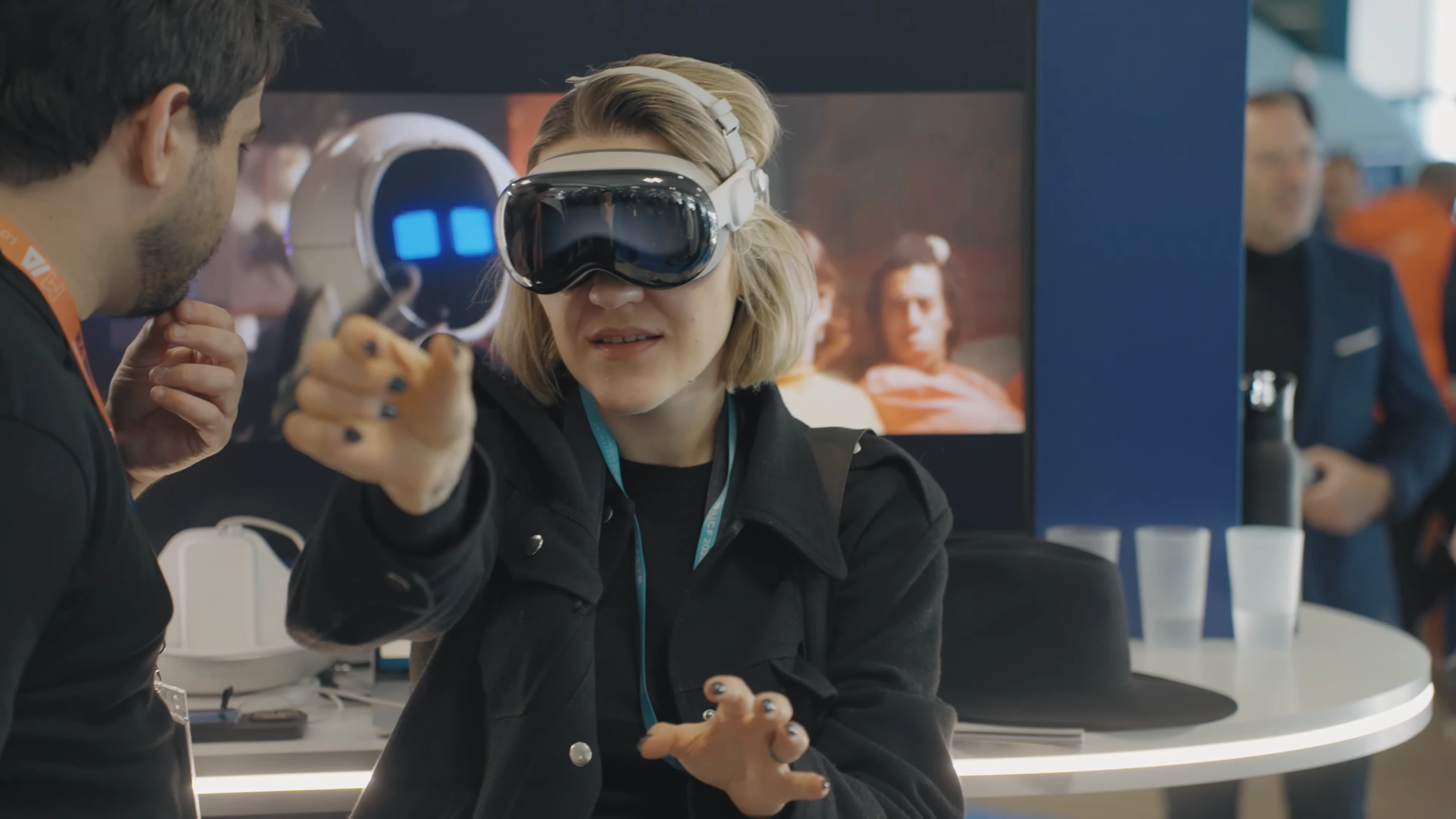 Am attendee enjoys The AI Demo Tour at The AI Summit New York
