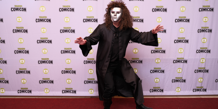 From Glasgow to Toronto, the Unknown comes strutting down the Cosplay Red Carpet all the way from the Wonka Experience.