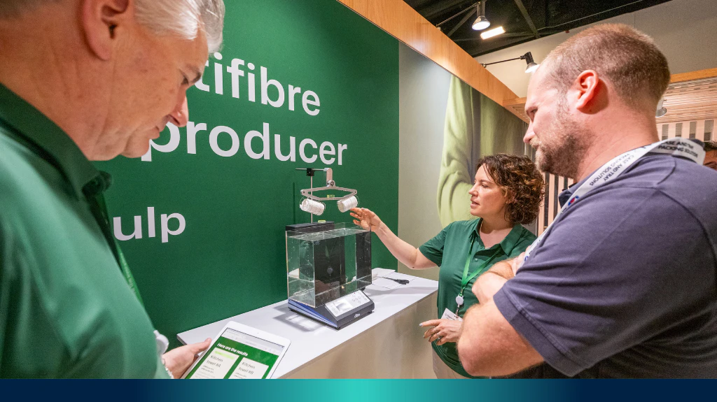 Tissue World visitors meeting exhibitors