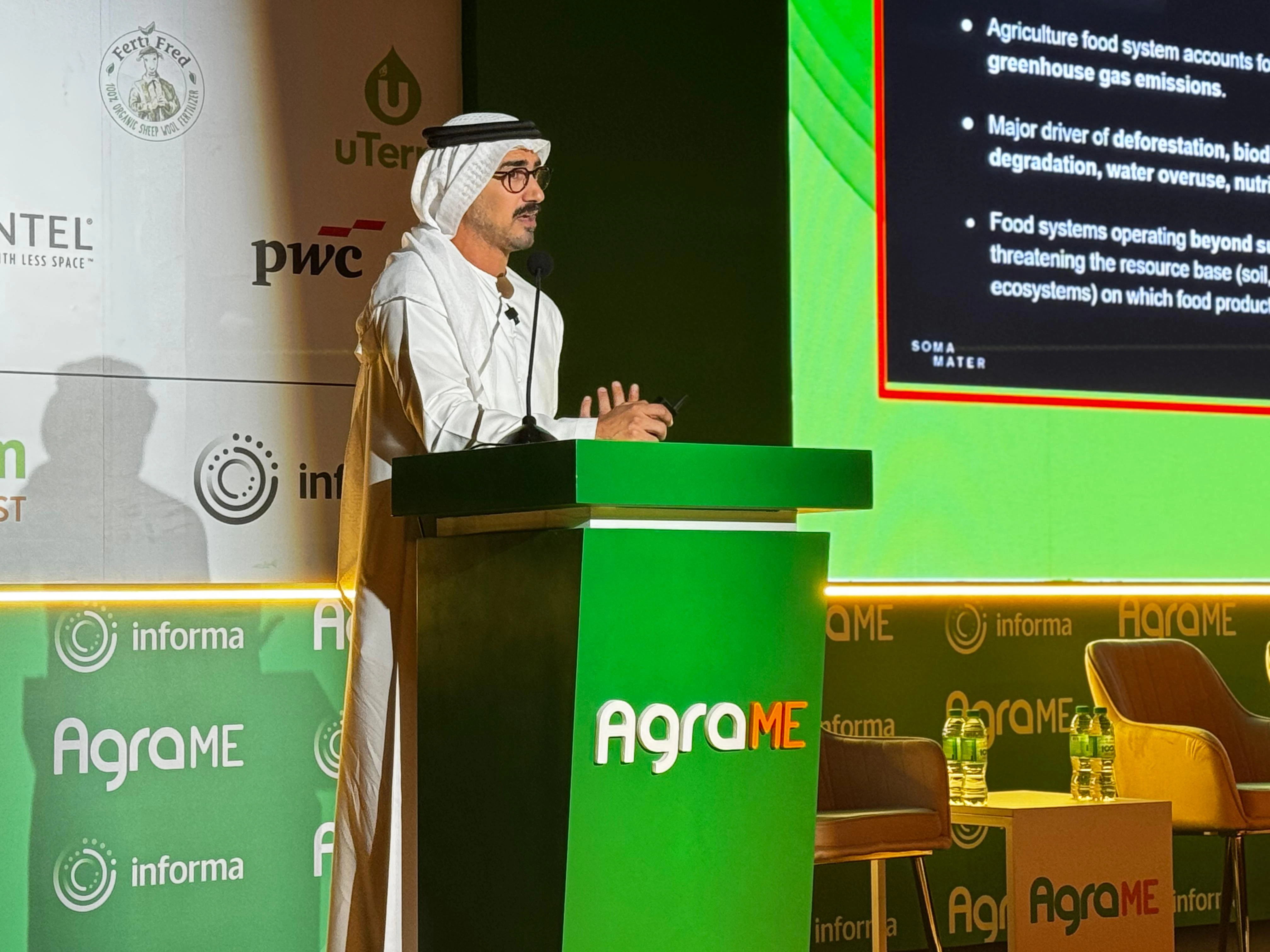 Industry keynote speaker presenting at the Growtech Middle East conference