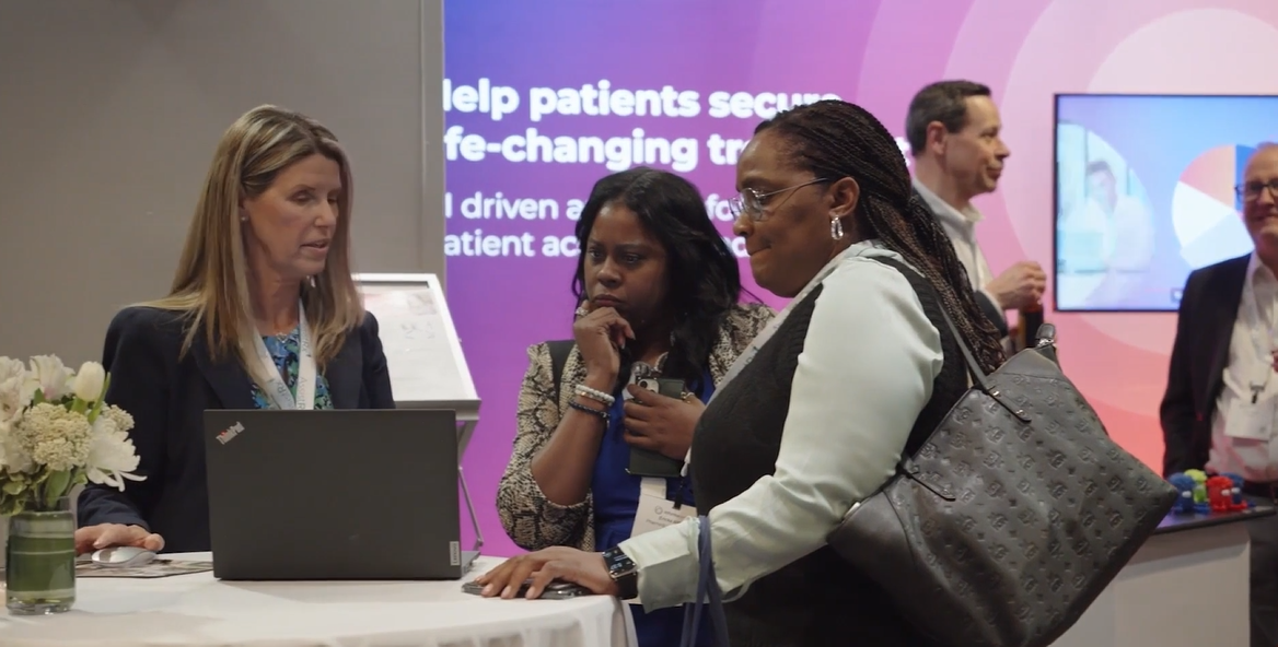 Exhibitors networking at PAP conference