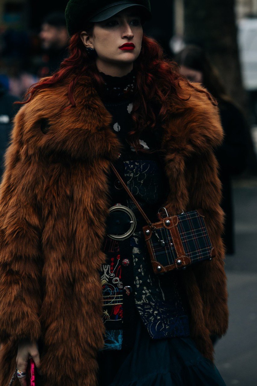 HIGH-DEFINITION FASHION PHOTOGRAPHY