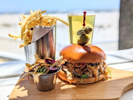 Beachside Burgers & Bar