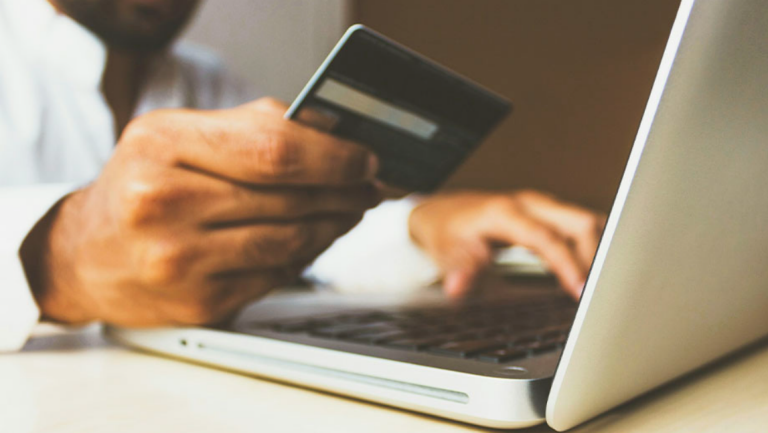 Por que as franquias devem investir no E-commerce?