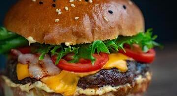 EME23TWE AM Burger