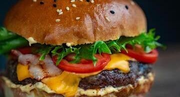 EME23TWE AM Burger