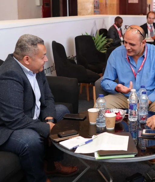 كيف تصبح جزءًا من البرنامج؟