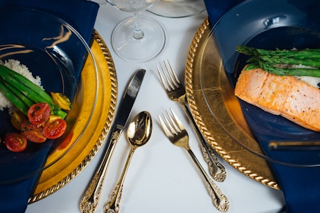 salmon with asparagus