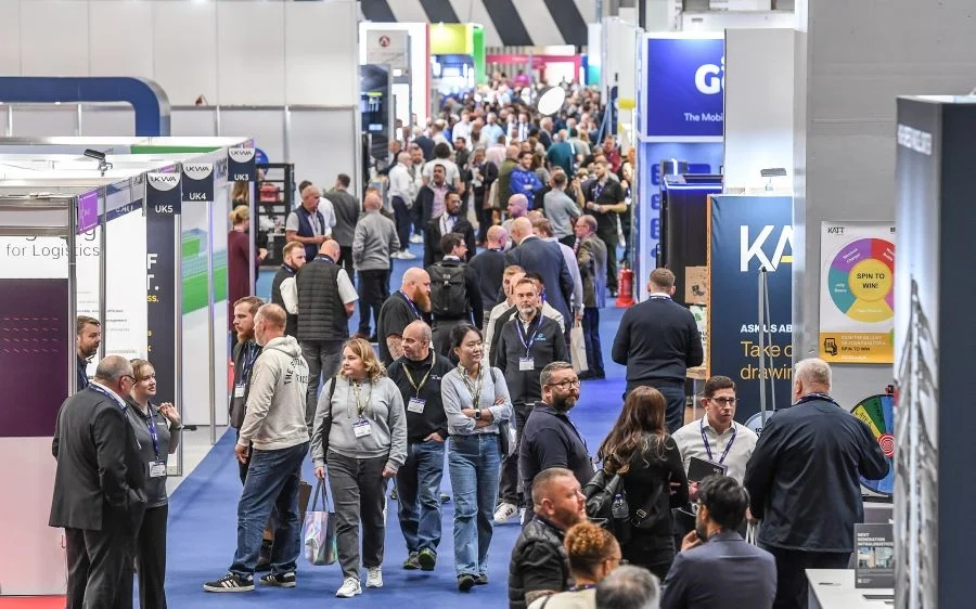 Crowd at IMHX showfloor