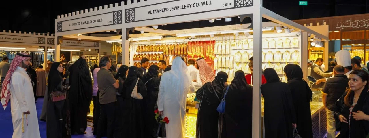 Shell scheme stand