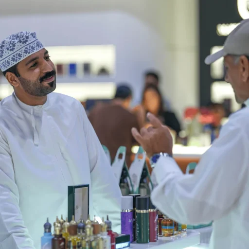 المعرض