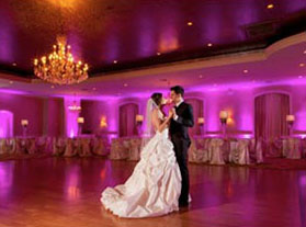 wedding couple dancing