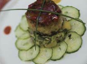 steak with cucumber slices