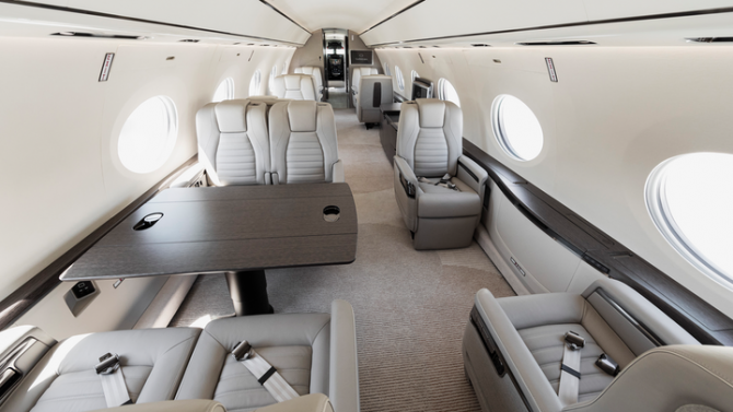 Gulfstream Flies First Fully Outfitted G700