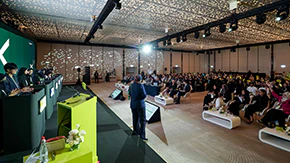 Industry expert sharing insight in WHX Labs Dubai Expo