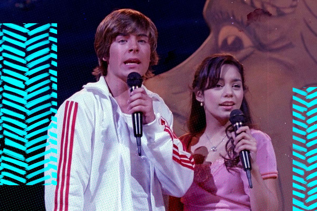 Zac Efron and Vanessa Hudgens holding microphones and singing on stage