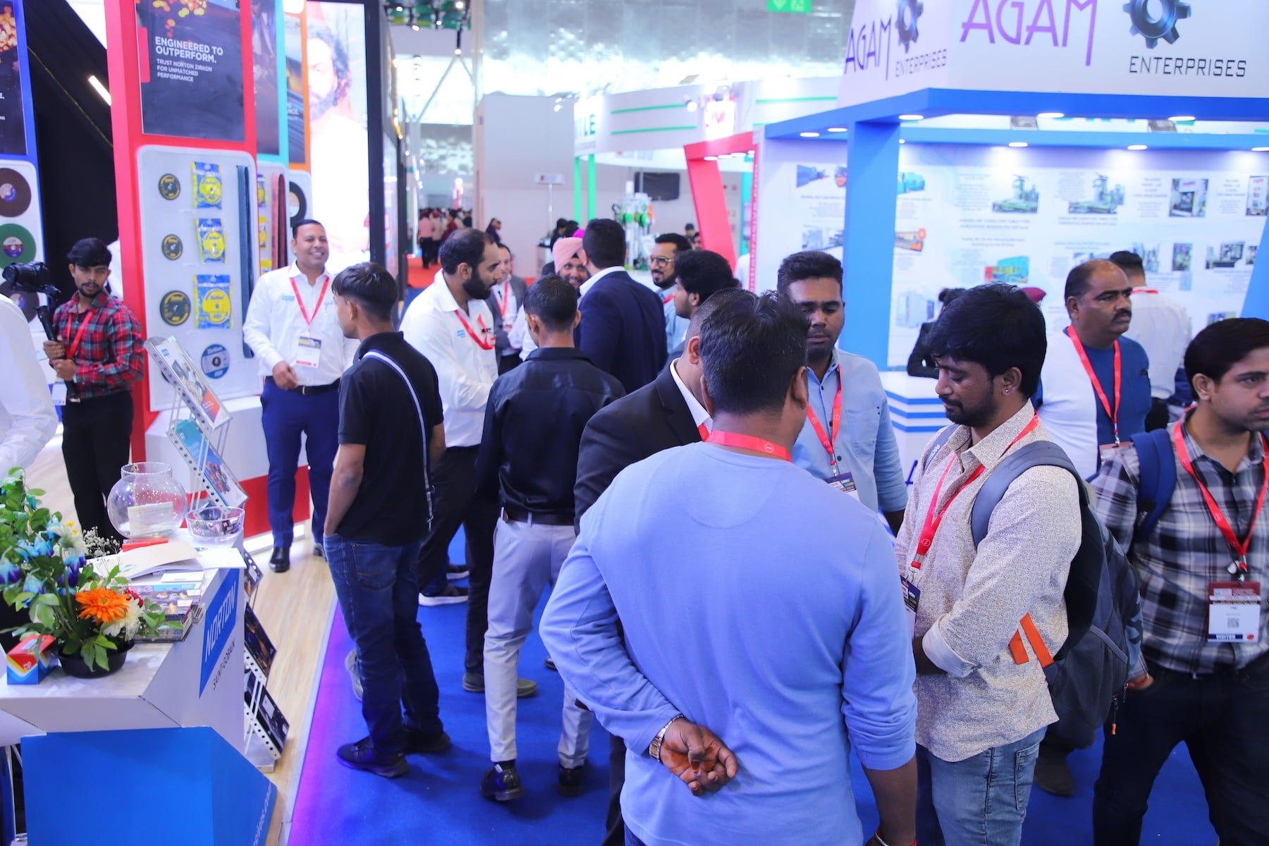 Busy show floor with professionals networking across tools and machinery booths at Tools & Equipment Expo 2026