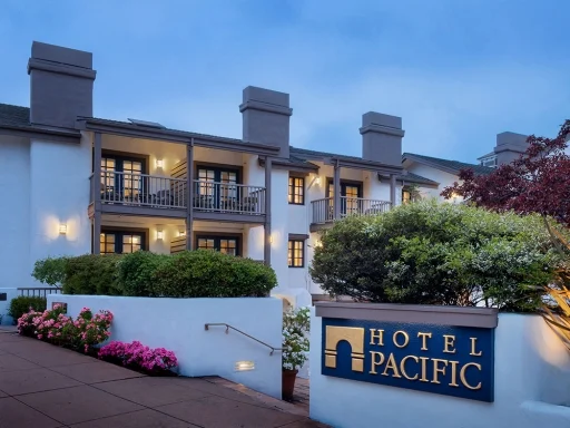 Hotel Pacific