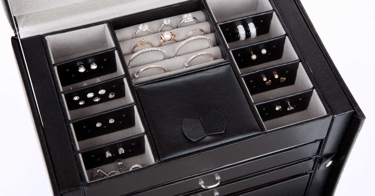 Suggestions for Gold Jewelry Care