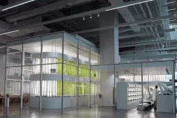 Hyundai Opens Vertical Farm and 3-star Restaurant in Its