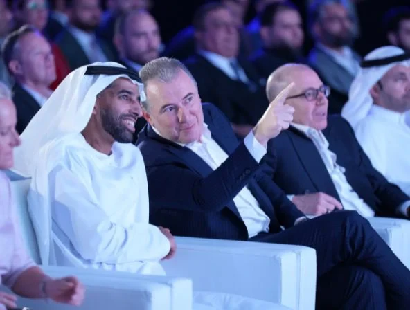 DISCOVER. NETWORK. INVEST.