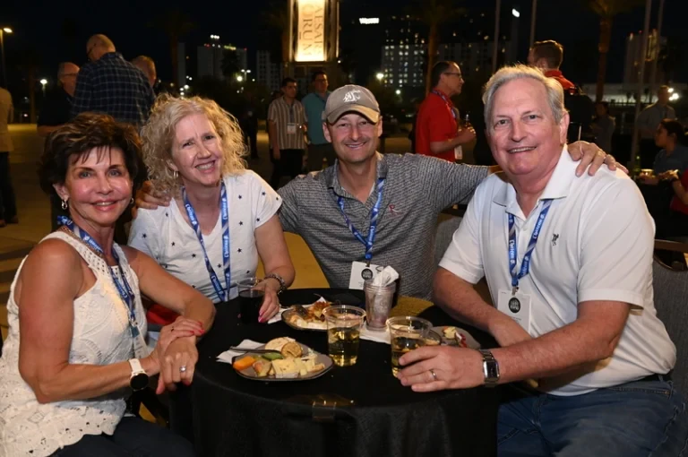 Issworld Expo Photo